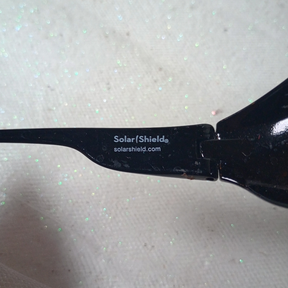 Sunglasses - Picture 6 of 8